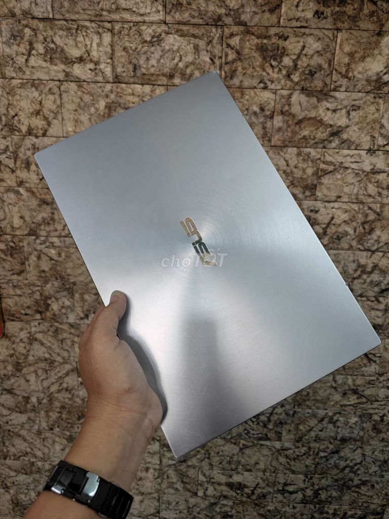 Asus Ux431 ( i7-8565U. Ram 16G/256G. Vga rời ). Mua bán Laptop tại Quận 7 Tp Hồ Chí Minh được đăng bởi TH laptop hình 1