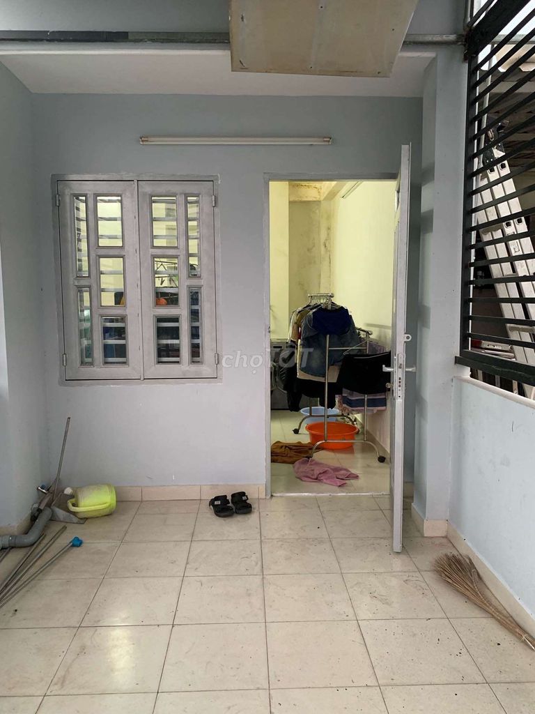Nhà ngộp, cần bán nhanh để trả nợ ngân hàng 