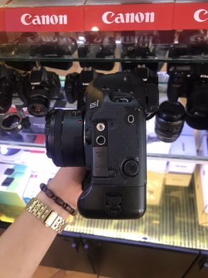 Máy ảnh Canon 1D Mark III cũ