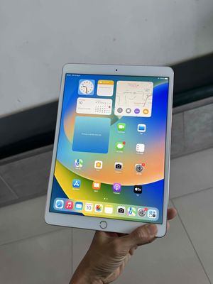 ipad pro 10.5/64G/4G dùng được sim mạng. Mua bán Máy tính bảng tại Thành phố Buôn Ma Thuột Đắk Lắk được đăng bởi ZinPhoneBMT 240 Quang Trung