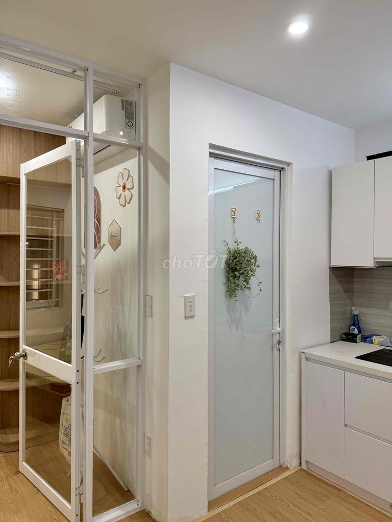 CHÍNH CHỦ NHƯỢNG LẠI CĂN STUDIO PENHOUSE HÒA KHÁNH NHÀ ĐẸP , SỔ HỒNG