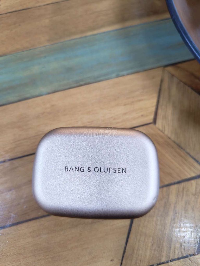 Tai nghe Bang & Olufsen EX Gold Vàng Đan Mạch Zin. Mua bán Tivi, Âm thanh tại Quận Hà Đông Hà Nội được đăng bởi Nam Đồ Da authentic hình 1