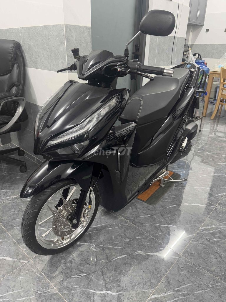 Vario 150cc , Bstp chính chủ công chứng.. Mua bán Xe máy tại Huyện Hóc Môn Tp Hồ Chí Minh được đăng bởi Nguyễn Dương Định hình 2