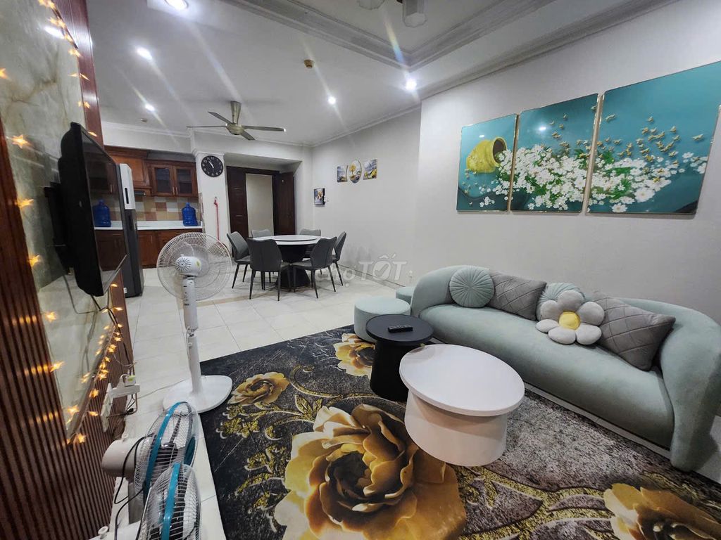 Аренда · 3 комн. · 100 м² · Quận Tân Bình, ул. Phan Huy Ích