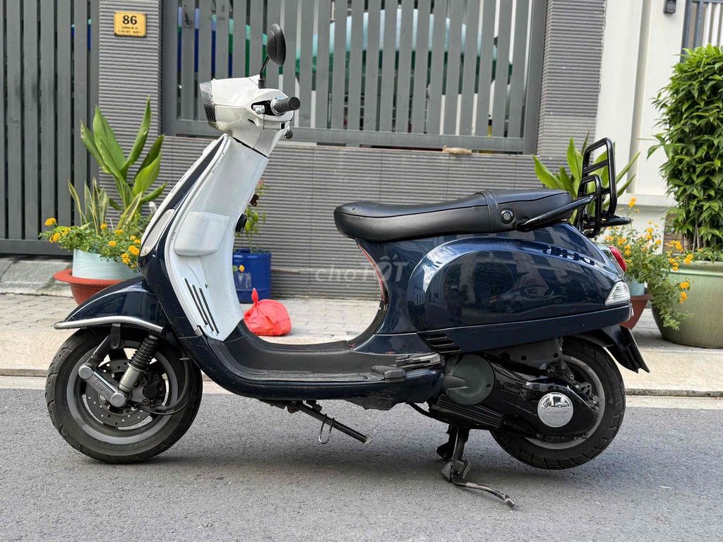 Vespa 125-3Vie(2013)bs29,xe đẹp keng,máy  êm ru. Mua bán Xe máy tại Quận 7 Tp Hồ Chí Minh được đăng bởi Trung Anh hình 5