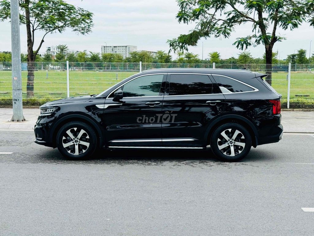 Kia Sorento 2025 Luxury 2.2 AT - 7500 km. Mua bán Ô tô tại Quận Hoàng Mai Hà Nội được đăng bởi Dương Xuân Trường hình 3