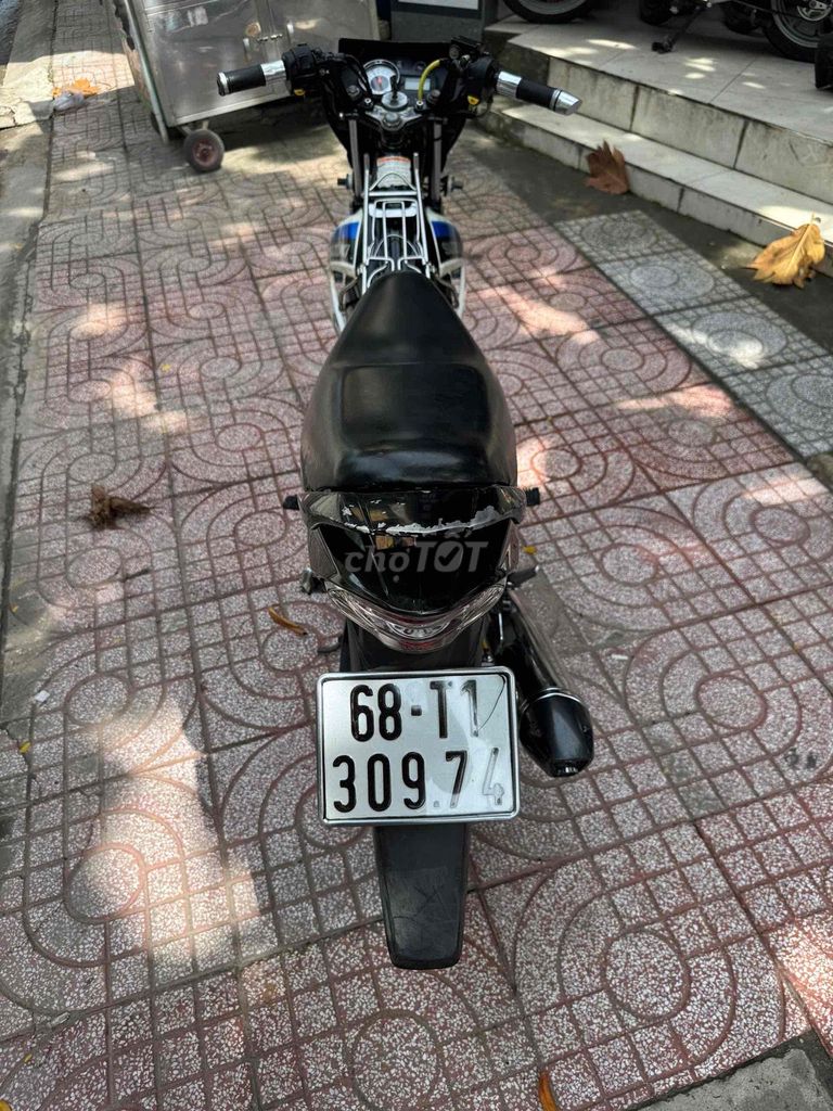 Suzuki Raider 2016 zin mộc chính chủ biển số 68. Mua bán Xe máy tại Huyện Bình Chánh Tp Hồ Chí Minh được đăng bởi Phong Vũ hình 4