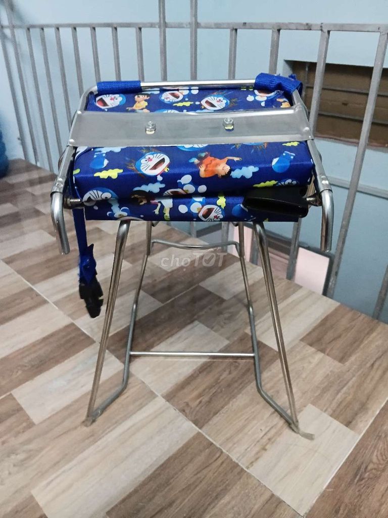Ghế trẻ em Doraemon. Mua bán Mẹ và bé tại Quận Tân Phú Tp Hồ Chí Minh được đăng bởi Văn Quang hình 1