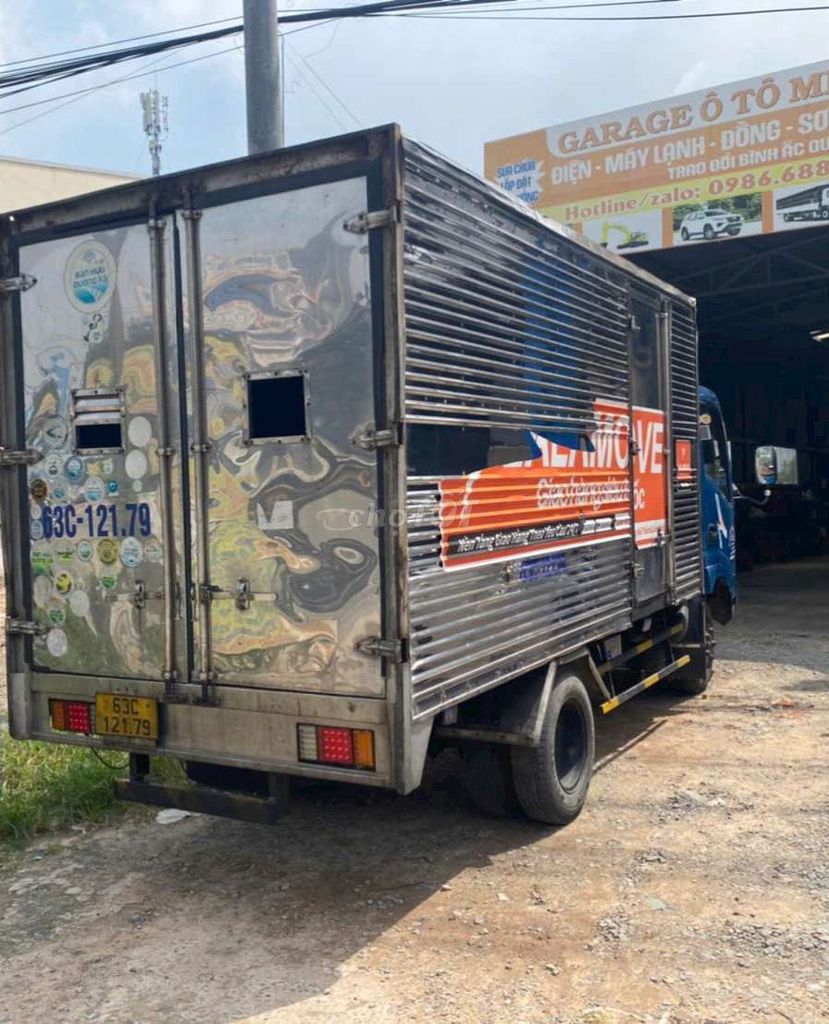 Bán gấp veam 2.4 tấn đời 2017 thùng kín 4m2. Mua bán Xe tải, xe ben tại Thành phố Thuận An Bình Dương được đăng bởi Xe tải Bình Dương hình 3