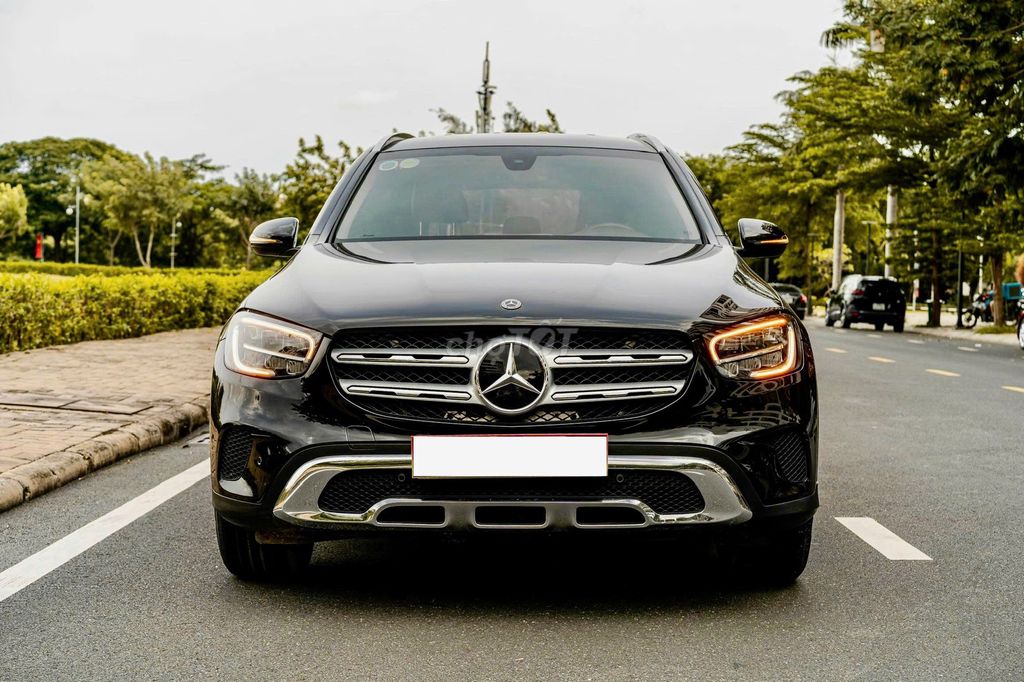 Mercedes Benz GLC 2021 200 - 55000 km. Mua bán Ô tô tại Thành phố Thủ Đức Tp Hồ Chí Minh được đăng bởi Trường Nguyễn Xe Sang hình 3