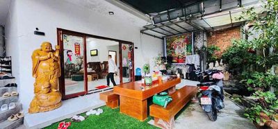 🔥BÁN NHÀ VƯỜN CÓ HỒ BƠI KIỆT Ô TÔ– GẦN CHỢ MIẾU BÔNG HOÀ XUÂN🔥