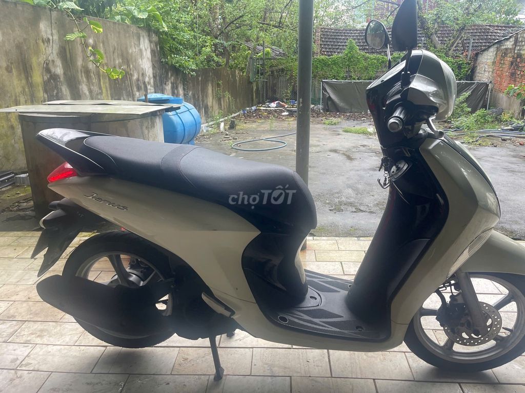 Yamaha Janus 2017 Trắng kem. Mua bán Xe máy tại Quận Thanh Khê Đà Nẵng được đăng bởi Lê văn cần hình 4