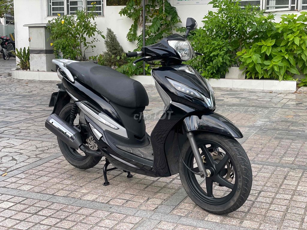 Sym Shark Fi 2013 bs Phong thuỷ 7938 có trả góp. Mua bán Xe máy tại Quận 7 Tp Hồ Chí Minh được đăng bởi Dương Đạt hình 4