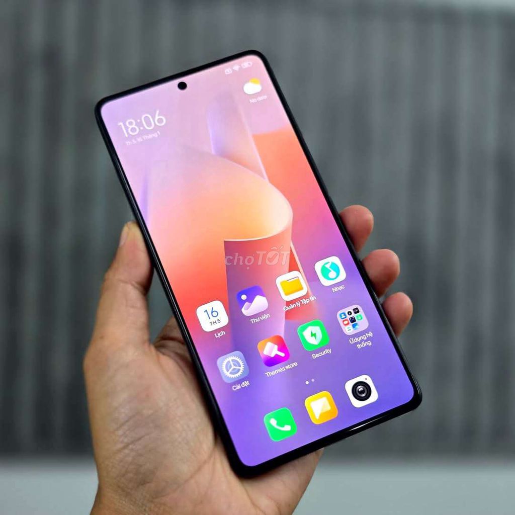 Note 13 bản 5g màu đen.6.128 fullbox