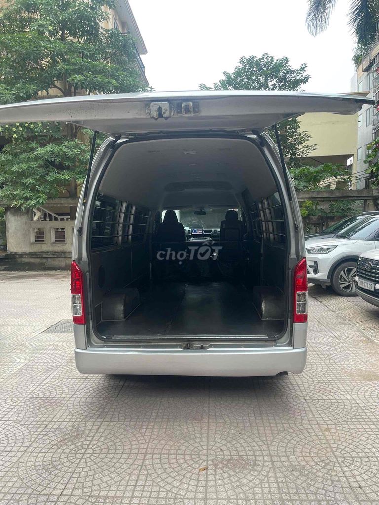 bán Toyota Hiace, 2018, hoán cải 3 chỗ, xe chất. Mua bán Ô tô tại Quận Ba Đình Hà Nội được đăng bởi NGUYỄN VĂN TIẾN hình 2