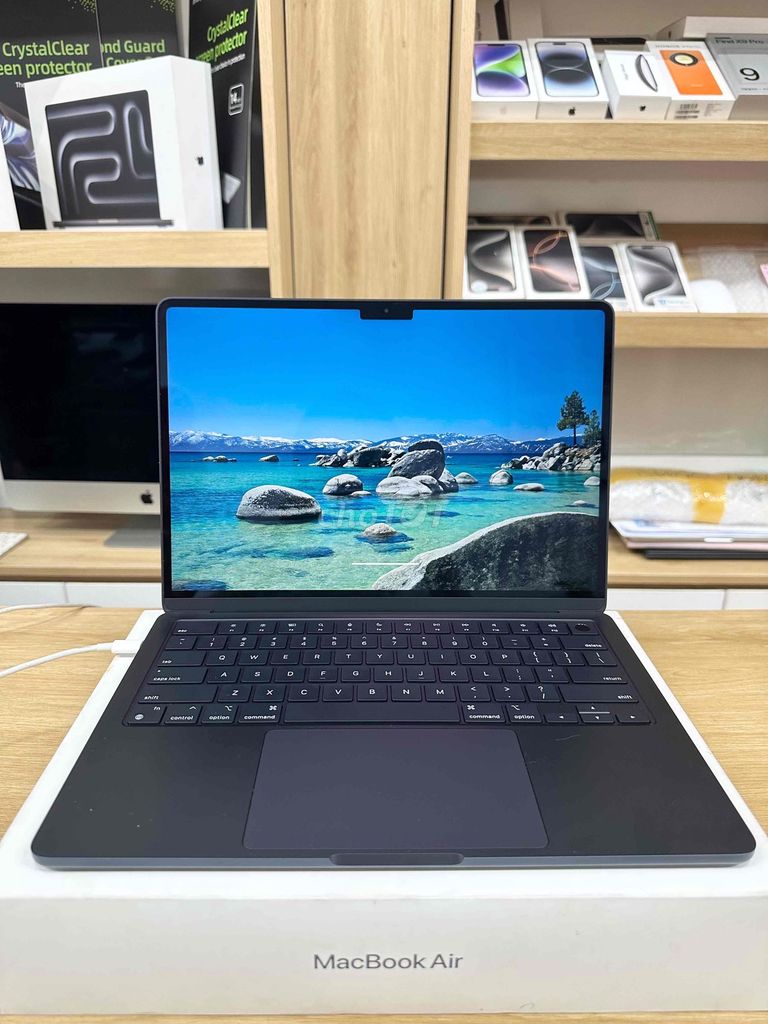 MacBook Air 13 inch M2 16/256GB Midnight fullbox. Mua bán Laptop tại Quận Tân Bình Tp Hồ Chí Minh được đăng bởi TuanDigi VN hình 1