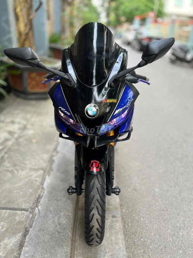 Yamaha R15 V3  biển số TP Xe đẹp nguyên bản đẹp. Mua bán Xe máy tại Quận Cầu Giấy Hà Nội được đăng bởi Tong motor xe may hình 4