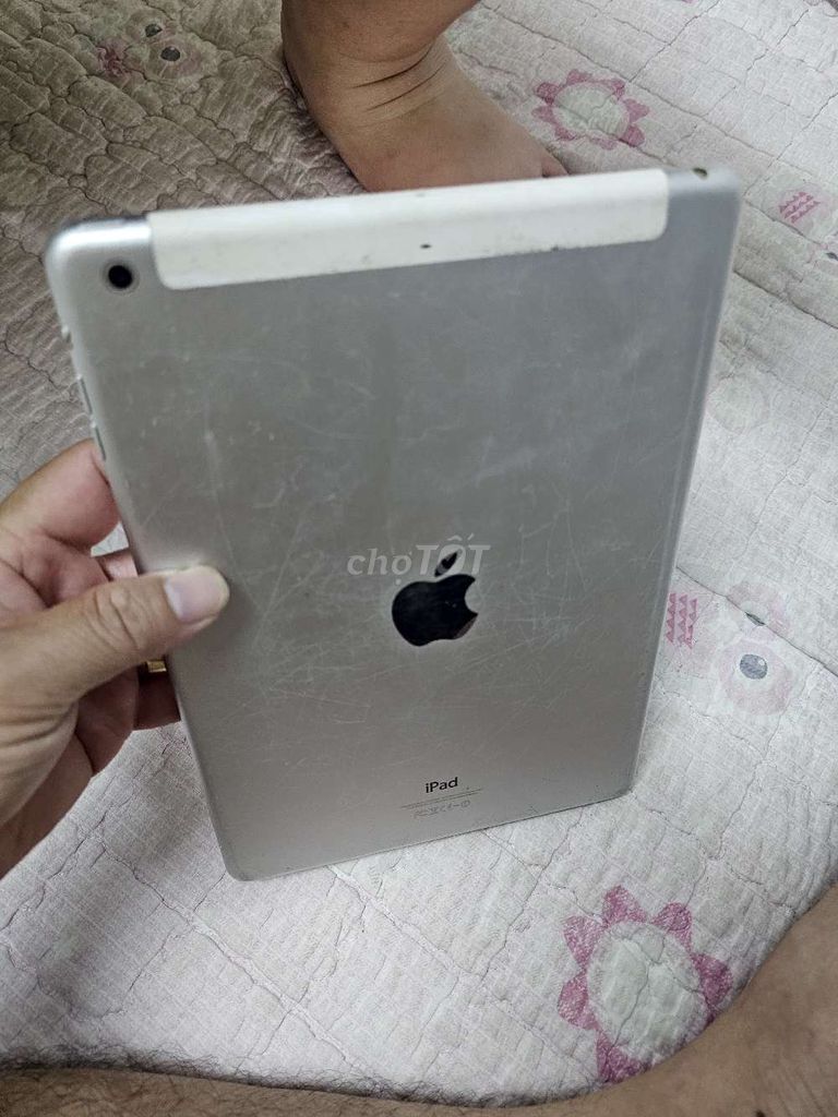 Apple iPad Air 16GB Bạc. Mua bán Máy tính bảng tại Quận 12 Tp Hồ Chí Minh được đăng bởi Luccio hình 1