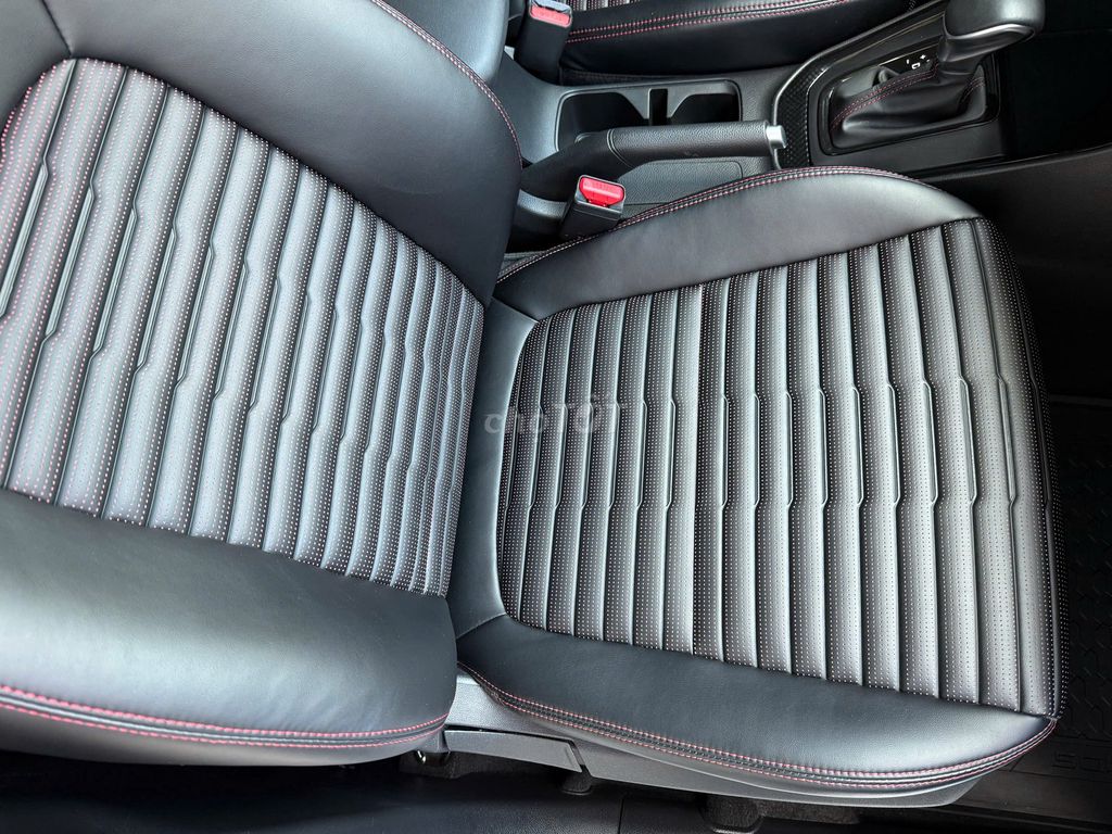 Kia Sonet 2024 Premium 1.5 AT - 20000 km. Mua bán Ô tô tại Quận Long Biên Hà Nội được đăng bởi Phạm Văn Phước hình 4