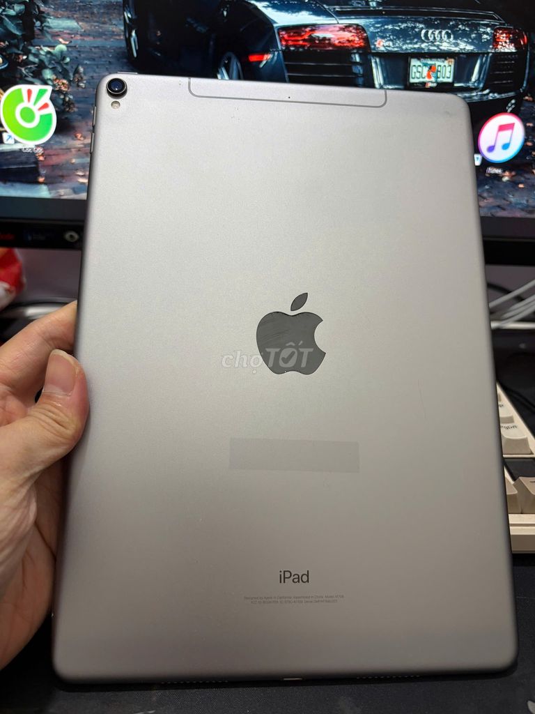 iPad Pro 10.5 bản 64GB đầy đủ Wifi + Sim. Mua bán Máy tính bảng tại Quận Cầu Giấy Hà Nội được đăng bởi Hàn Trâm hình 1