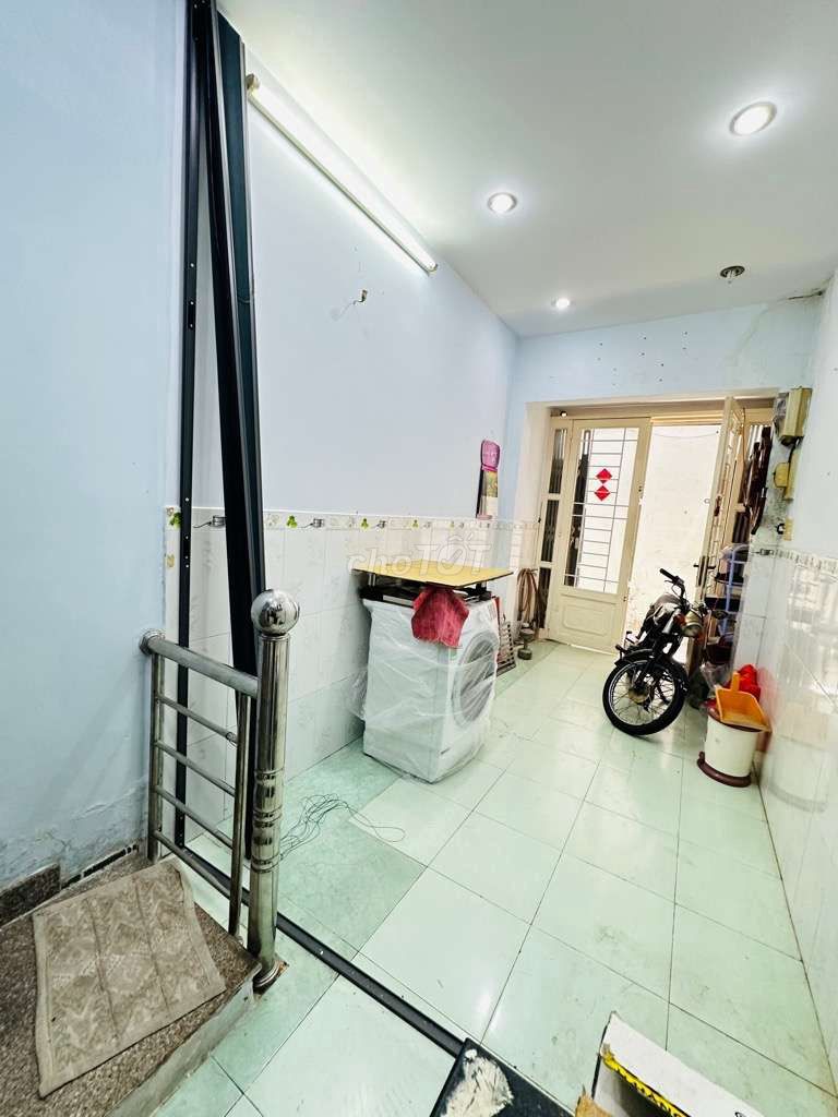 🏡 19M2 - 3 TẦNG - AN NINH - 2TY590