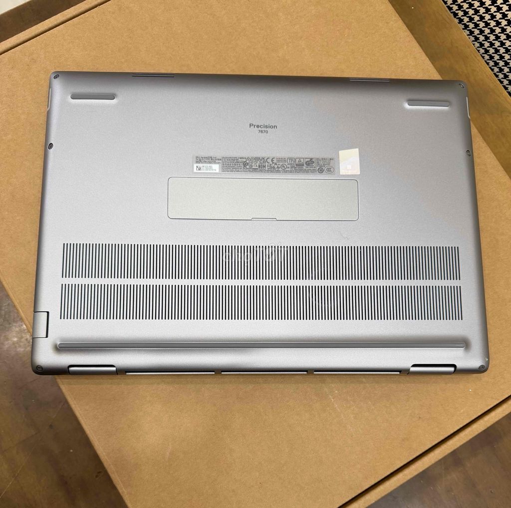 Dell Precision 7670 i7/i9/32/1TB A1000 A2000 A3000. Mua bán Laptop tại Quận 10 Tp Hồ Chí Minh được đăng bởi Laptop xách tay Mỹ hình 6