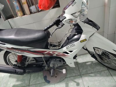 Yamaha Sirius Trắng Số sàn