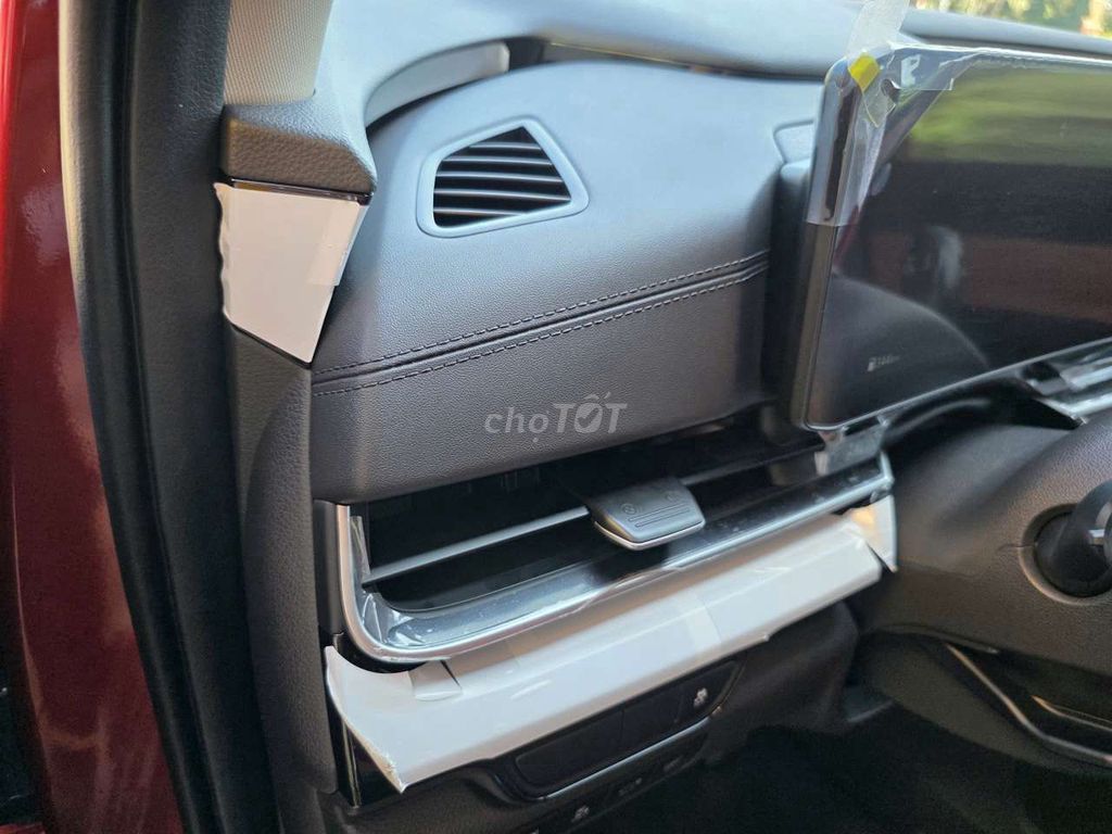 Kia Carnival 2024 Signature 2.2D,màu đỏ,26.000 km. Mua bán Ô tô tại Quận Bình Tân Tp Hồ Chí Minh được đăng bởi Son Do hình 11