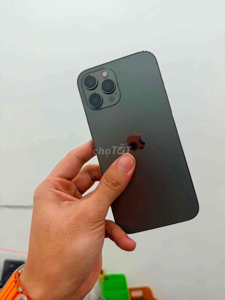 Apple iPhone 12 Pro Max 256GB Xám màn zin. Mua bán Điện thoại tại Quận Đống Đa Hà Nội được đăng bởi Ng Hoang Anh hình 1