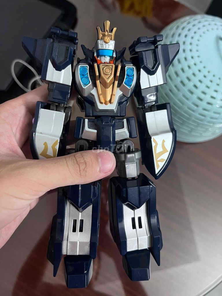 Mô hình Auldey Giant Saver Space Deleter Đen, Bạc,