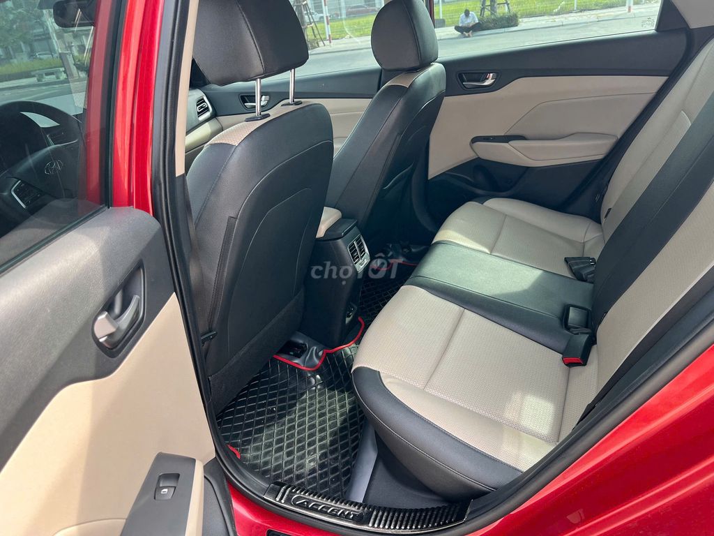 Hyundai Accent ATH 2022 màu đỏ. Mua bán Ô tô tại Quận Thanh Xuân Hà Nội được đăng bởi Thanh Biz Nguyễn Thái Auto hình 11