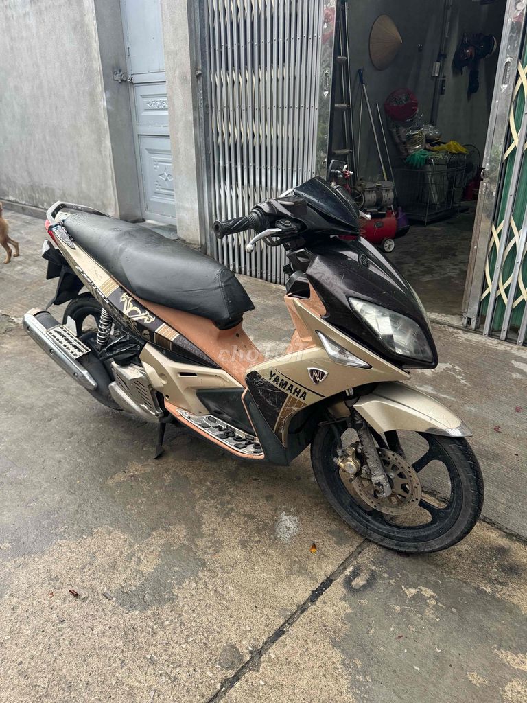 Yamaha Nouvo 2009, золотистый