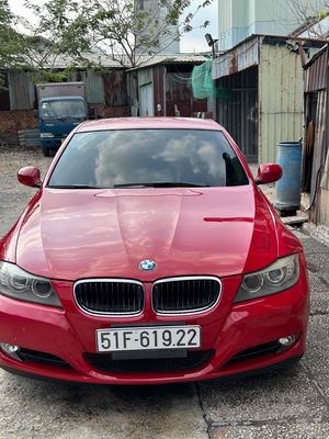 BMW 320i màu Đỏ Đại hạ giá !