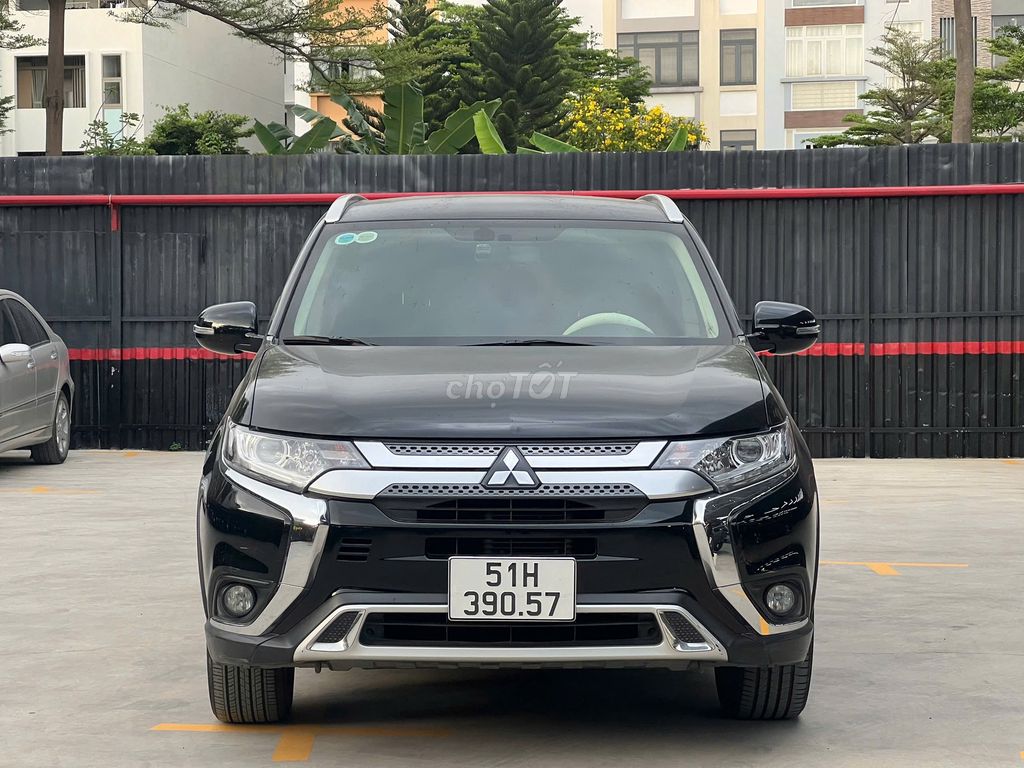 Mitsu Outlander 2020 2.0 CVT - 22000 km Cứng cáp