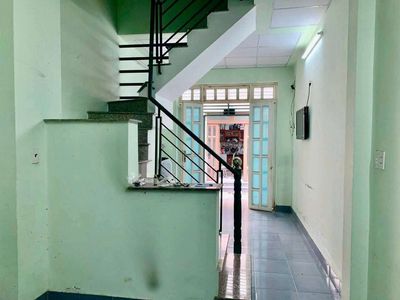Аренда · 2 комн. · 35 м² · Quận Bình Thạnh, ул. Đường Bùi Đình Tuý