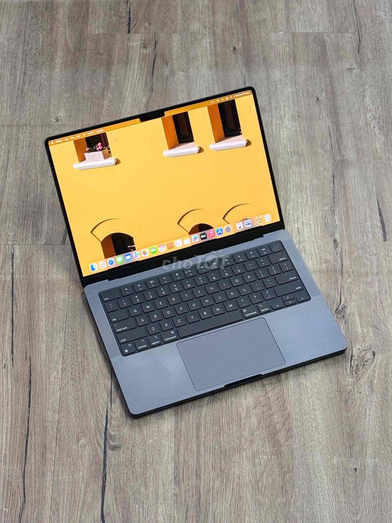 Macbook pro M4 14' Black Ram 32GB / Ssd 1TB sạch. Mua bán Laptop tại Quận 10 Tp Hồ Chí Minh được đăng bởi APPLE 2HAND hình 1