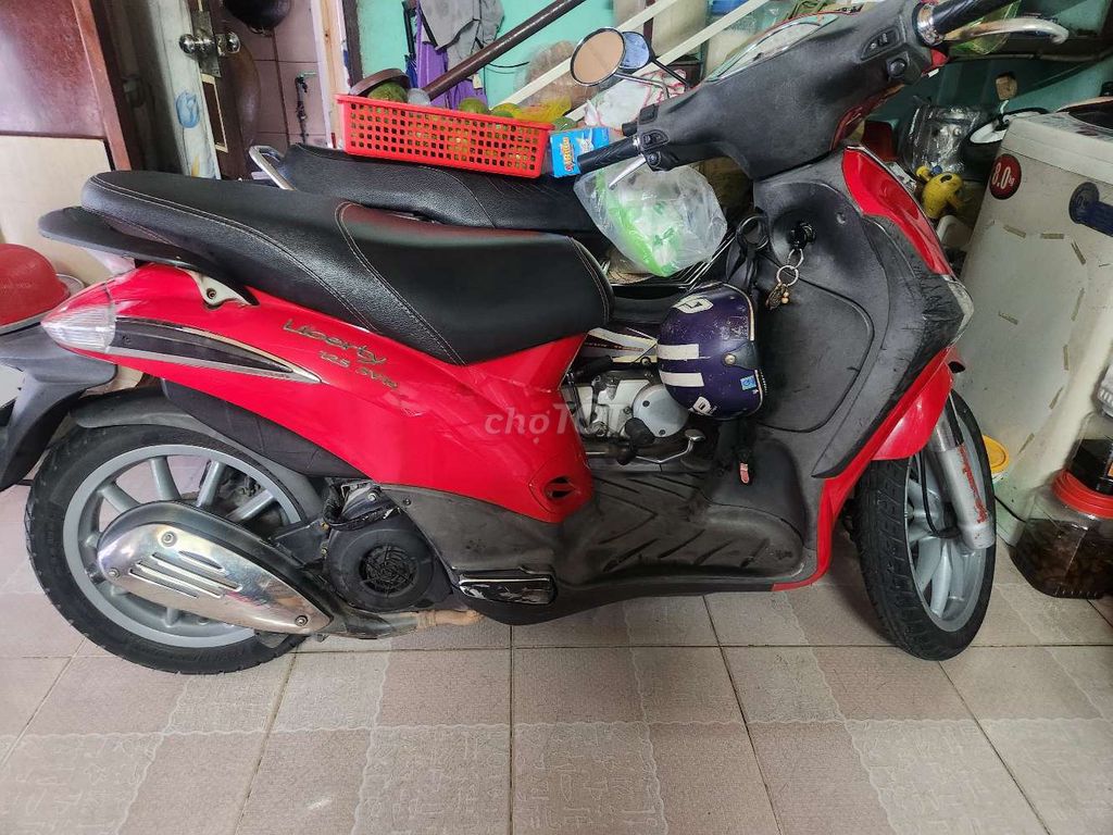 Piaggio Liberty 125, 3 дюйма, красный, 125 куб. см, импортный