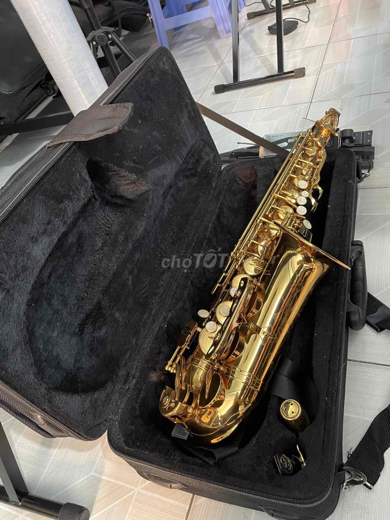 Kèn Saxophone EAVONE mới 99%