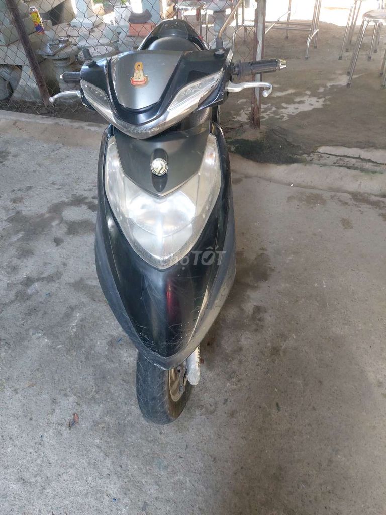 Bán xe atila màu đen máy êm nồi mới. Mua bán Xe máy tại Thành phố Biên Hòa Đồng Nai được đăng bởi Hùng  hình 1