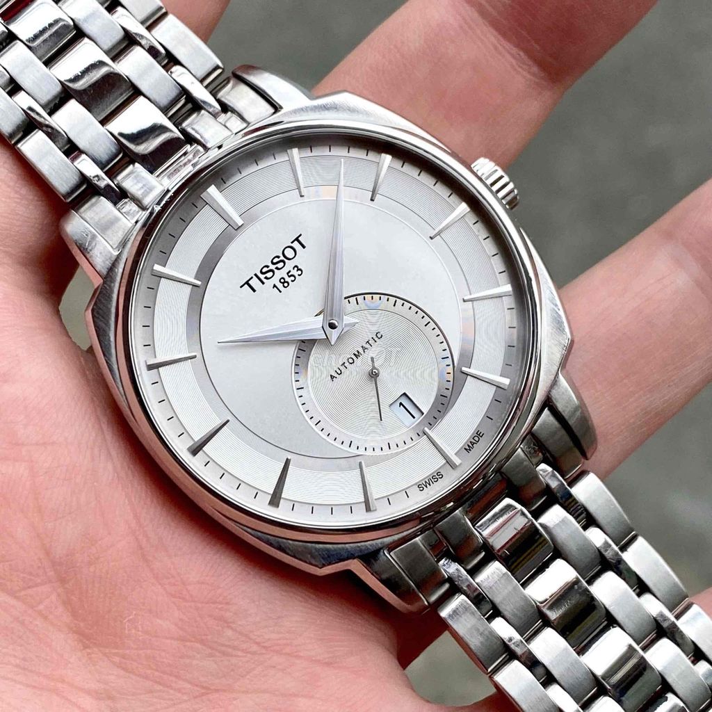 Tissot form độc đáo