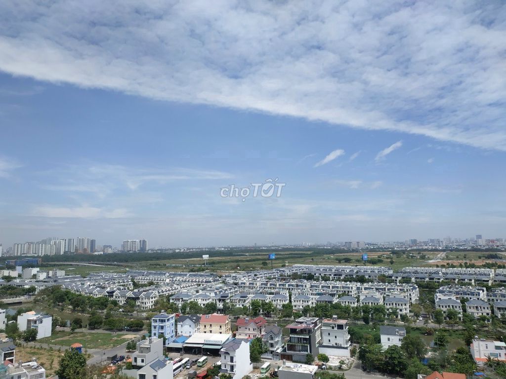 Собственник продает 2-комнатную квартиру Blue Sky Tower площадью 58 м2 прямо в начальной школе