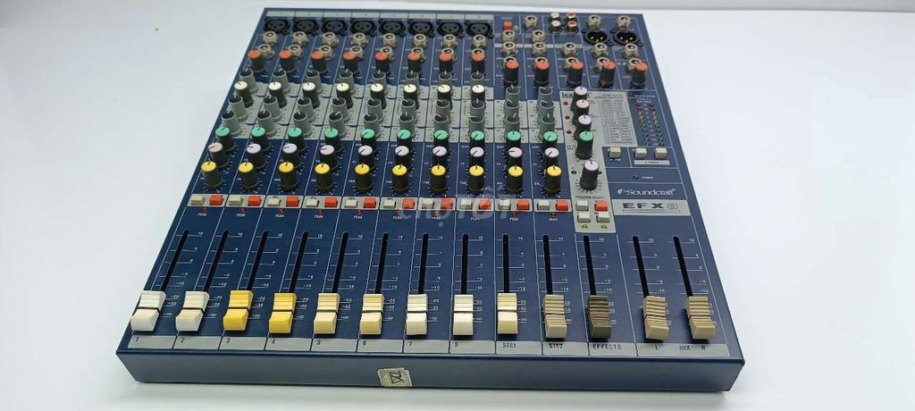 Bàn mixer Soundcraft EFX8 cực đẹp thanh lý . Mua bán Tivi, Âm thanh tại Huyện Đông Anh Hà Nội được đăng bởi Trịnh Ngọc hình 1