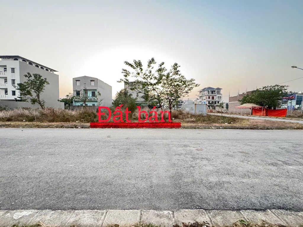 Bán đất khu đô thị Chi Đông, Mê Linh, HN. View sông. DT 320m,giá 13 tỷ