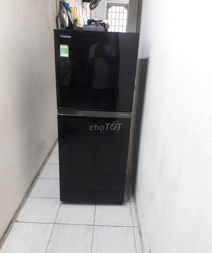 Tủ lạnh Toshiba 195lit.inverter.