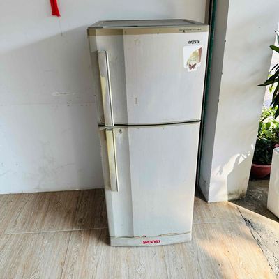 tủ lạnh dư dùng thanh lí cho gia đình tiết kiệm