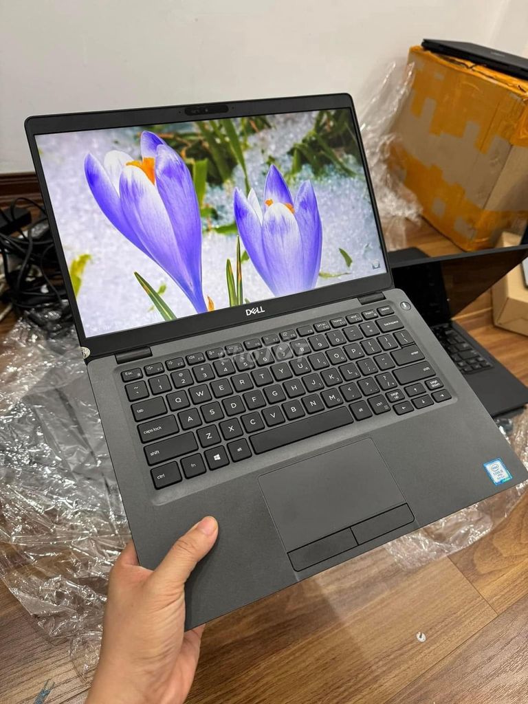 Dell 5300 Core I5 8G 256G 13.3' Full HD Cảm ứng...