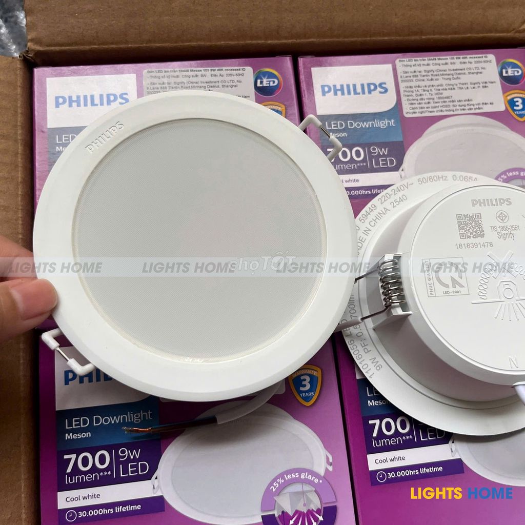 Đèn âm trần Philips chống chói 9W khoét 100mm. Mua bán Đèn tại Quận 4 Tp Hồ Chí Minh được đăng bởi Lights Home hình 1
