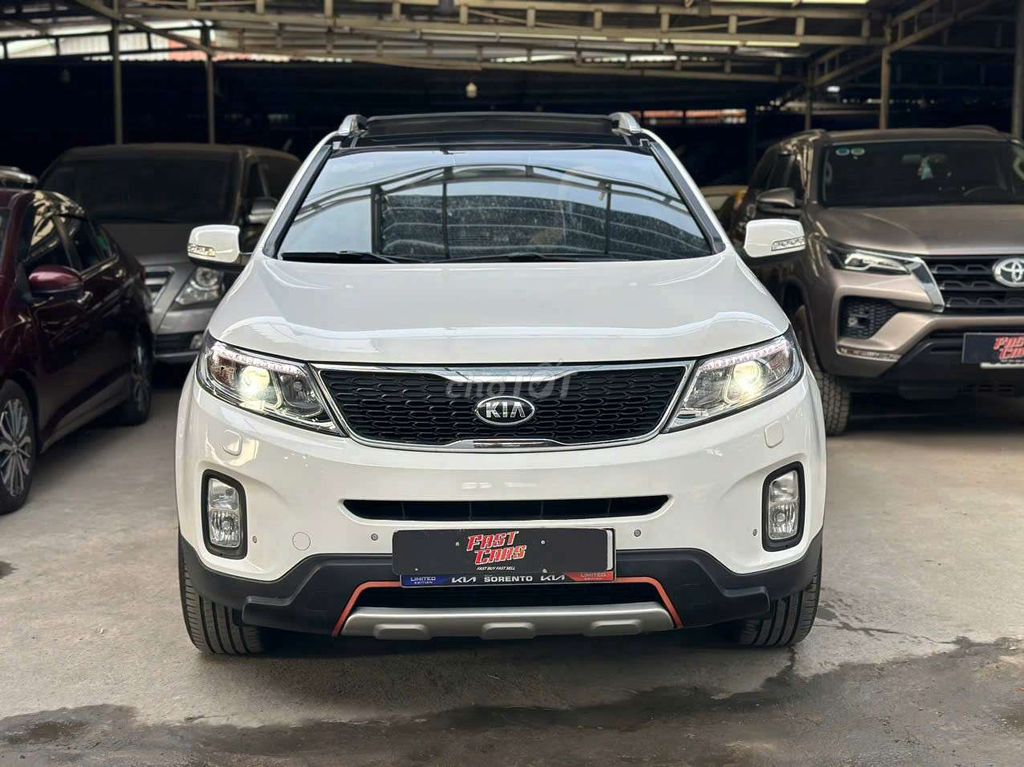 Kia Sorento 2016 2.4 GATH,full xăng,màu trắng