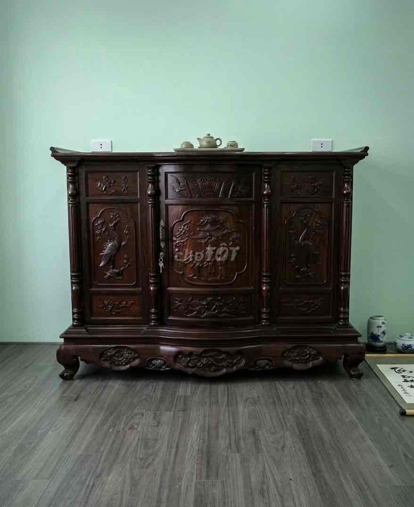 Tủ thờ gỗ nâu rất mới. Mua bán Nội thất, đồ gia dụng khác tại Huyện Hoài Đức Hà Nội được đăng bởi Tú Anh hình 1