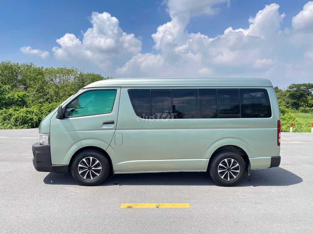 Toyota Hiace 2010 tải van 3 chỗ - 10000 km. Mua bán Ô tô tại Huyện Đông Anh Hà Nội được đăng bởi siêu thị ô tô Nhật Bắc hình 5